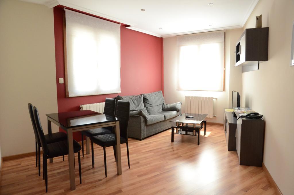 Apartamentos El Rincon De Limes กันกัส เดล นาเซอา ภายนอก รูปภาพ